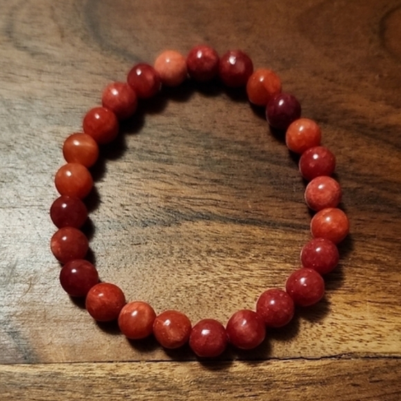 Coral Beaded Bracelet - Picture 1 of 3